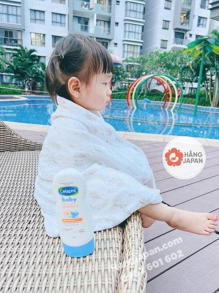 Sữa tắm gội trẻ em tinh chất hoa cúc Cetaphil 17 Sữa Tắm Gội Trẻ Em Tinh Chất Hoa Cúc Cetaphil (3)