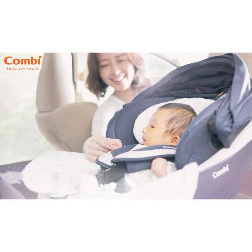 Ghế ngồi ô tô cho bé Combi Culmove xoay 360° Smart Isofix từ 0- 4 tuổi màu Xanh Navy – HÀNG CHÍNH HÃNG