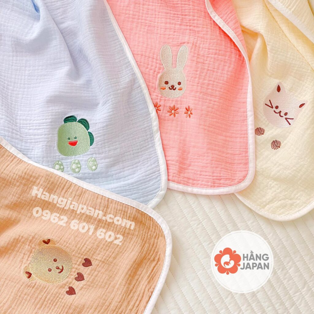 Chăn 2 lớp đa năng thêu hoạ tiết Monona - MNN045 12 350365364_1108127806653439_8308309350311053157_n
