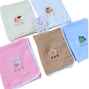 Chăn 2 lớp đa năng thêu hoạ tiết Monona - MNN045
