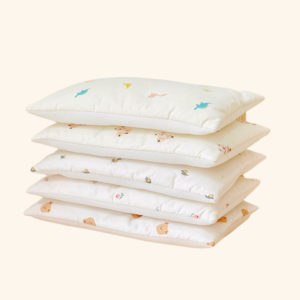 Gối Dottodot x Malolotte chữ nhật in hoạ tiết
