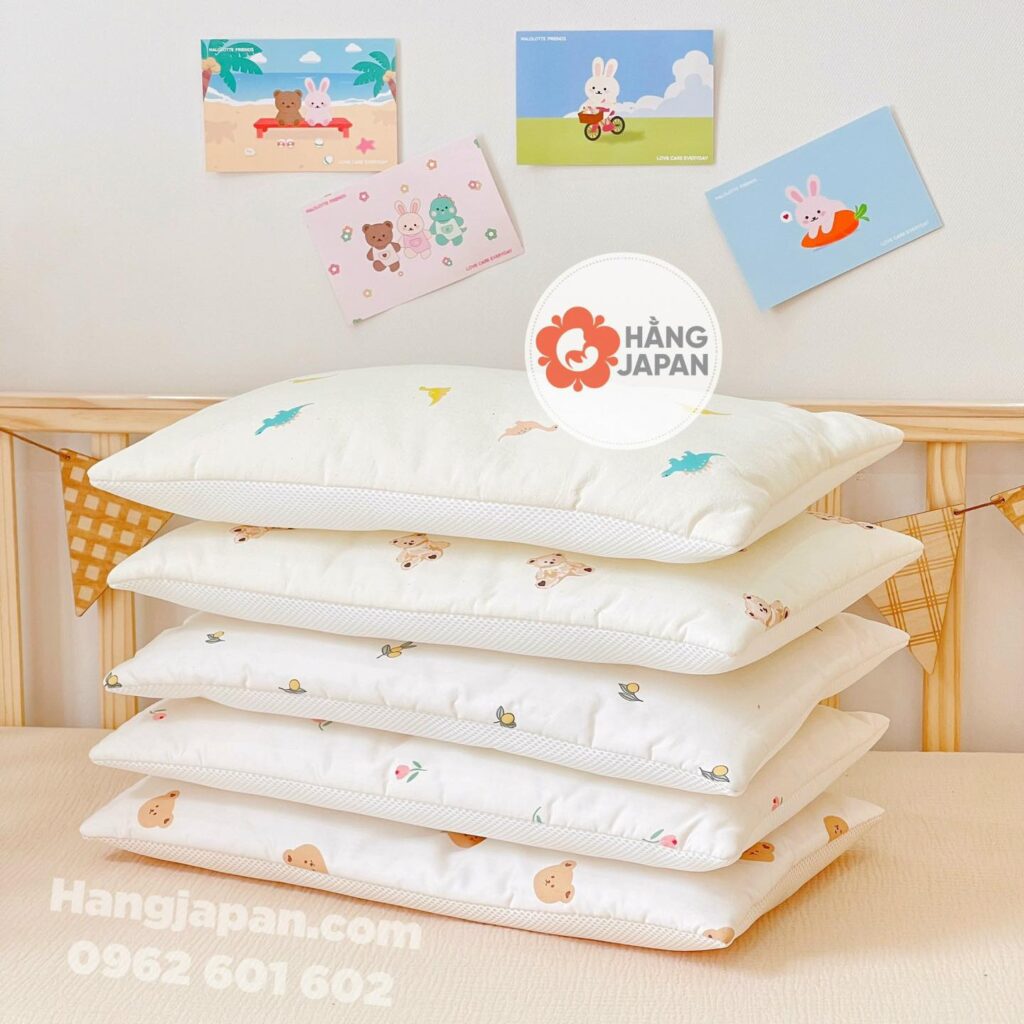 Gối Dottodot x Malolotte chữ nhật in hoạ tiết 29 Gối Dottodot X Malolotte Chữ Nhật In Hoạ Tiết (9)