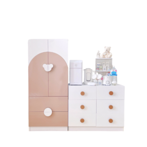 Tủ quần áo DeJoy chất liệu gỗ MDF màu hồng đậm hình gấu