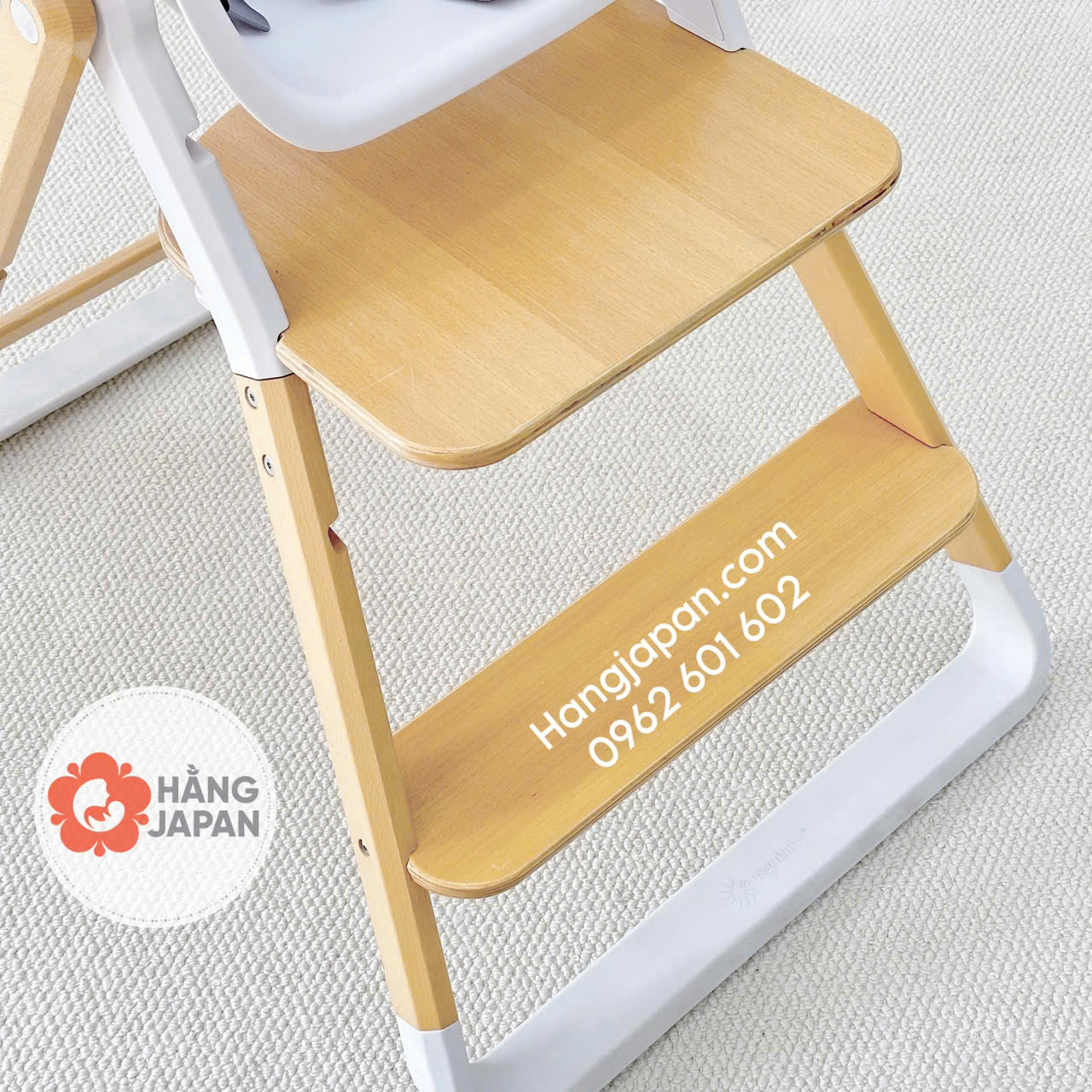 Ghế bé ngồi ăn dặm Ergobaby Evolve High Chair + Chair Ghế bé ngồi ăn dặm Ergobaby Evolve High Chair + Chair