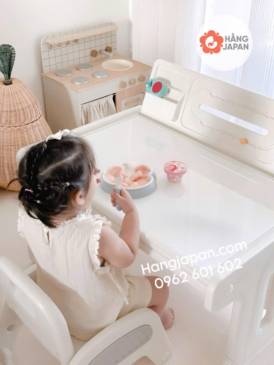 Bộ bàn ghế lego xếp hình đa năng cho bé Babyviva Bộ bàn ghế lego xếp hình đa năng cho bé Babyviva