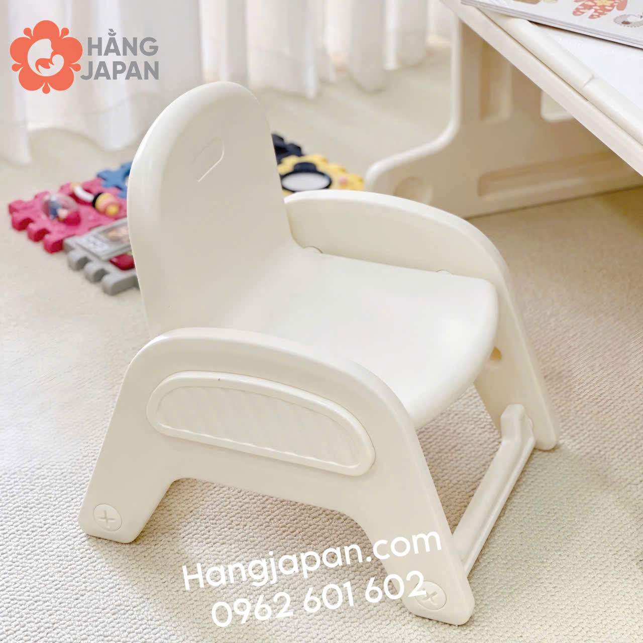 Bộ bàn ghế lego xếp hình đa năng cho bé Babyviva Bộ bàn ghế lego xếp hình đa năng cho bé Babyviva
