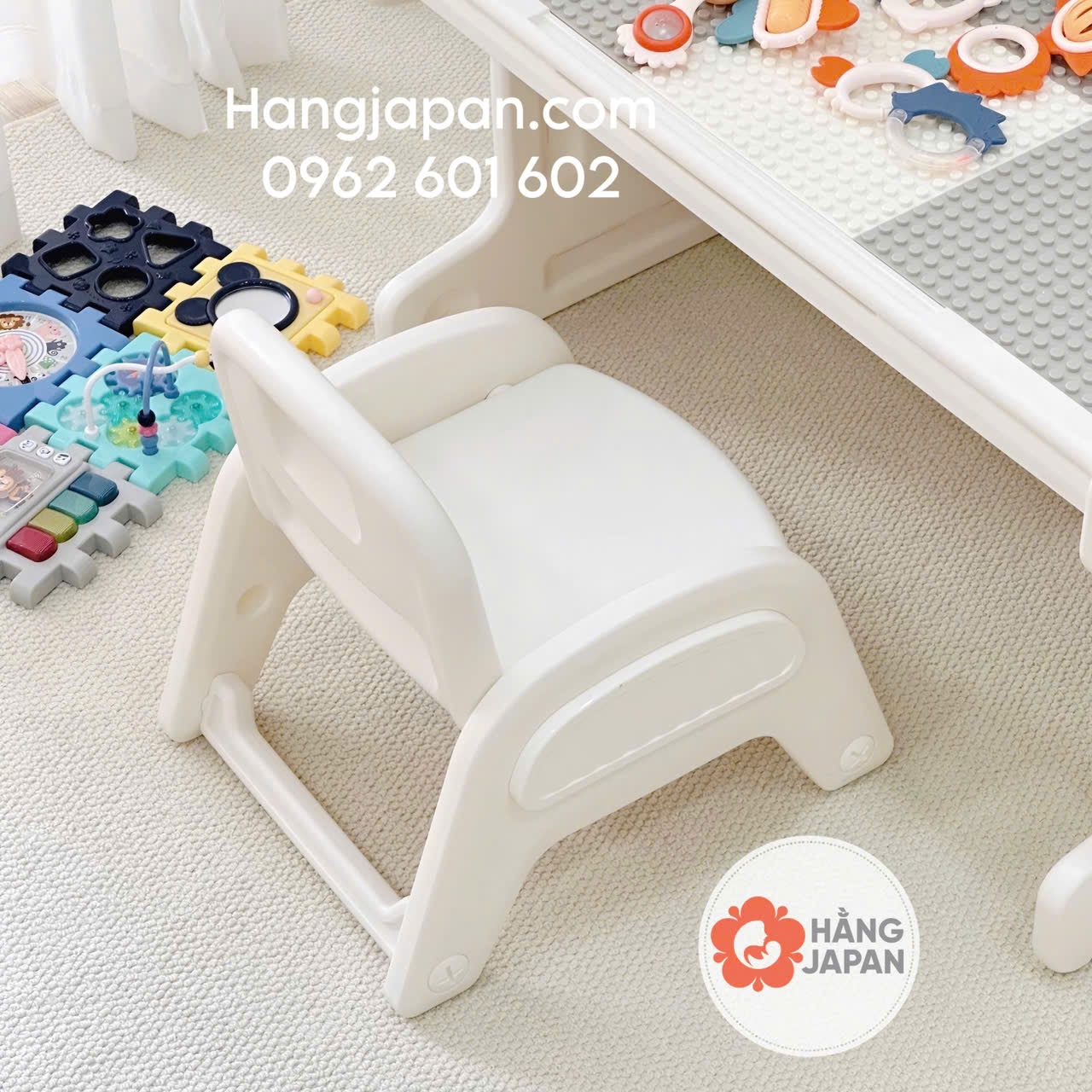Bộ bàn ghế lego xếp hình đa năng cho bé Babyviva Bộ bàn ghế lego xếp hình đa năng cho bé Babyviva