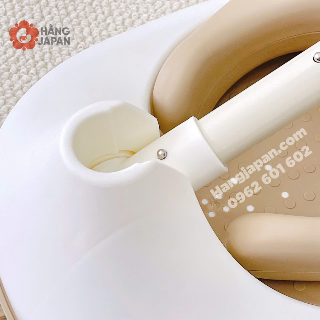 Ghế tắm đứng đa năng cho bé Barrot BR036 Ghế tắm đứng đa năng cho bé Barrot BR036