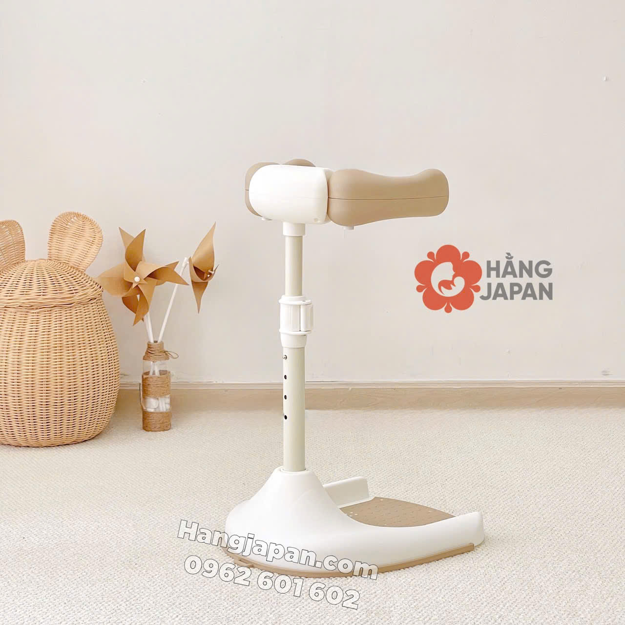 Ghế tắm đứng đa năng cho bé Barrot BR036 Ghế tắm đứng đa năng cho bé Barrot BR036
