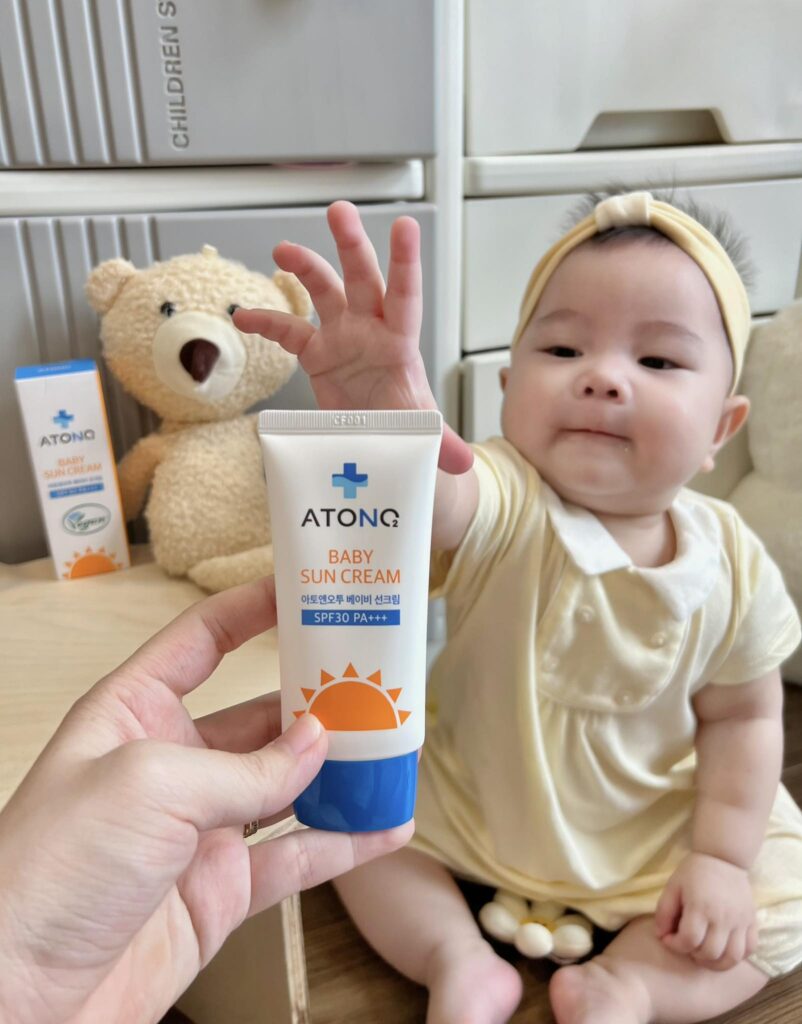 Kem chống nắng thuần chay Atono2 Oxygen cho bé 6M+ 25 Kem Chống Nắng Thuần Chay Atono2 Oxygen Cho Bé 6m+ (12)