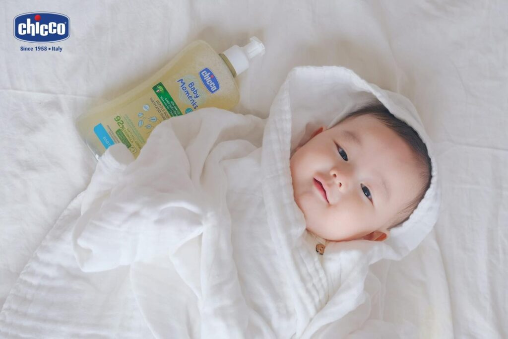 Sữa Tắm Gội Chiết Xuất Yến Mạch Chicco 0m+ (3)